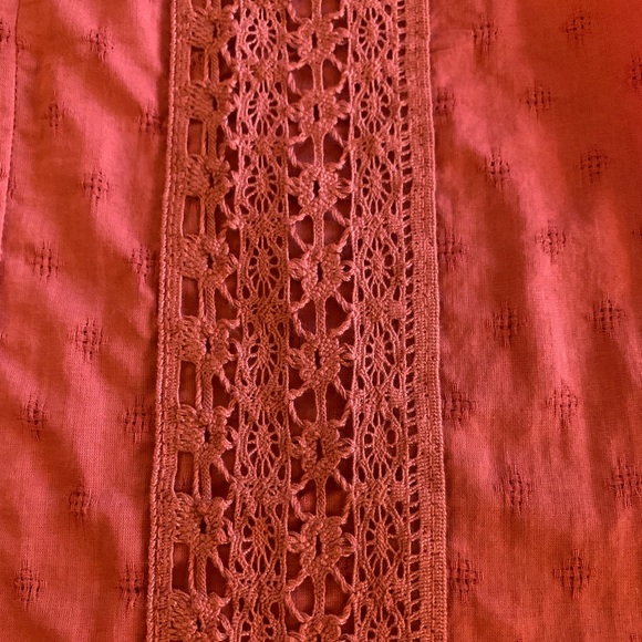 NWT Universal Thread Womens Blouse Salmon Pink Puff Sleeve Mock Neck Lace Size M - Picture 3 of 6